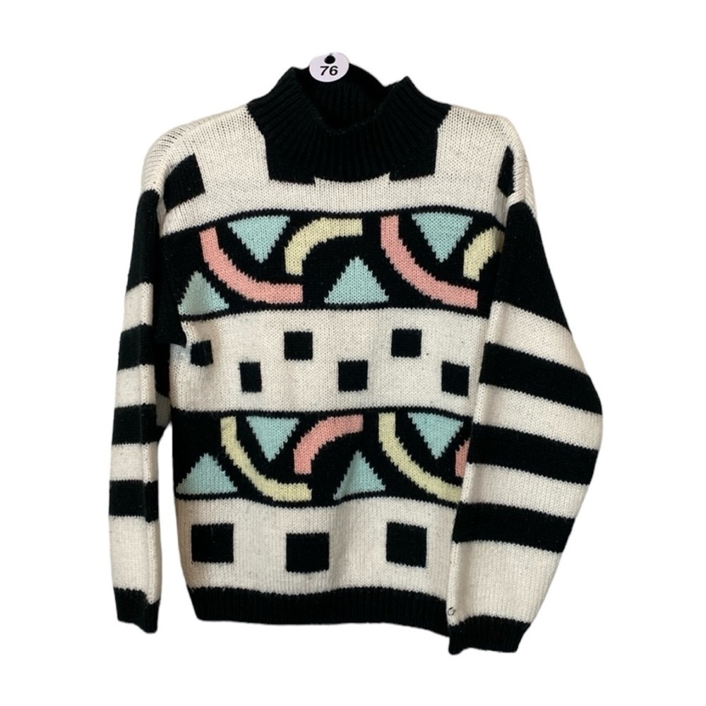 Vintage pattern acrylic sweater